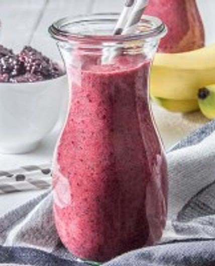 Triple Berry Chia Detox Smoothie