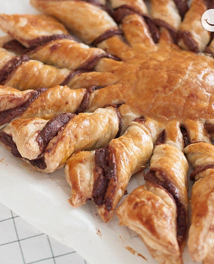 Flor de hojaldre con chocolate