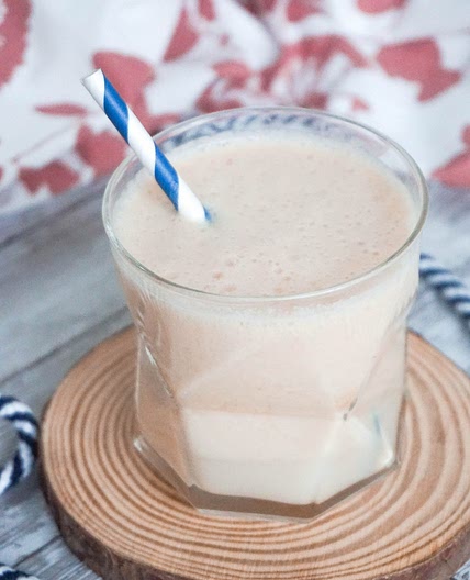 Tropical Papaya Mango Smoothie