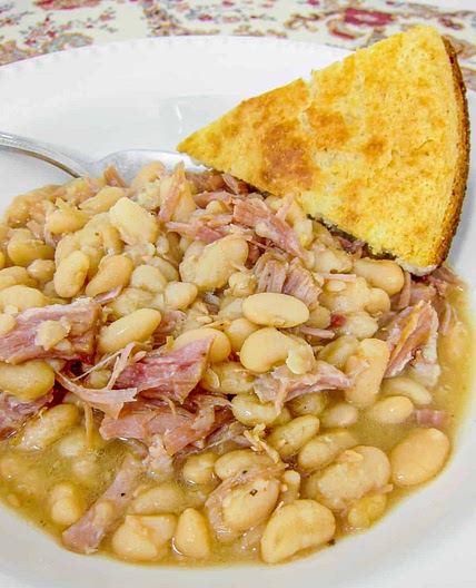 Slow Cooker Ham & White Beans
