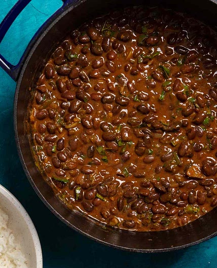 Njahi (Kenyan Black Beans) in Coconut Sauce
