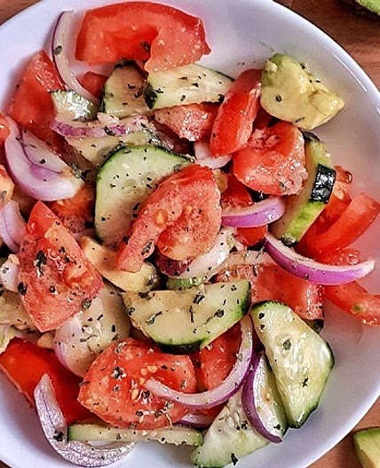 Cucumber Tomato Salad - Keto, Low Carb & whole30