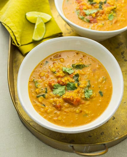 Soupe indienne de lentilles rouges