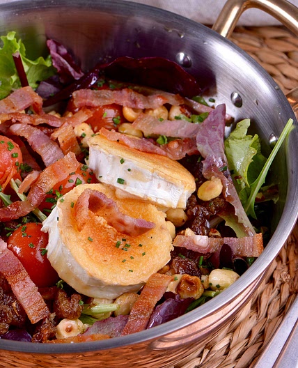 Ensalada de queso de cabra y beicon