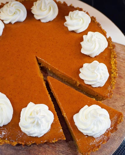 Pumpkin Pie with Oatmeal Pie Crust