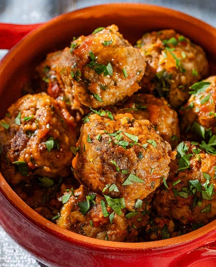 Albóndigas (Spanish Meatballs)