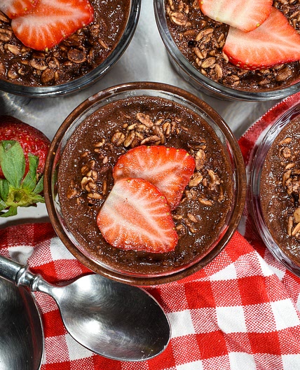 Chocolate Strawberry Overnight Oats