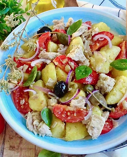 Insalata eoliana: la ricetta tipica delle isole!