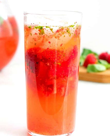 Sugar Free Strawberry Basil Lemonade