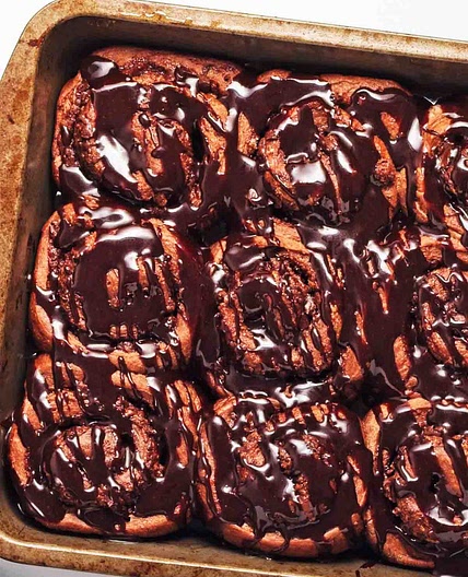 Vegan Chocolate Cinnamon Rolls
