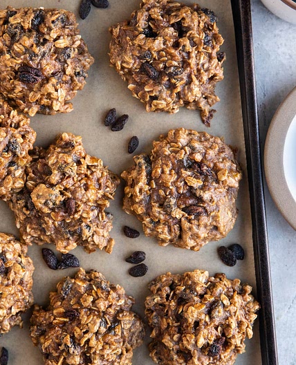 Healthy Oatmeal Raisin Cookies