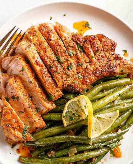 Instant Pot Pork Chops with Green Beans