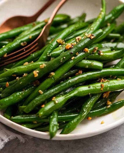 Sautéed Green Beans with Garlic