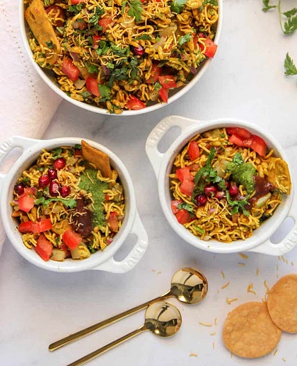 Bhel Puri with Chutney (Street Style Recipe)