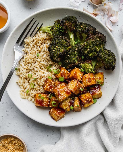 Easy Honey Garlic Tofu With Soy & Sesame