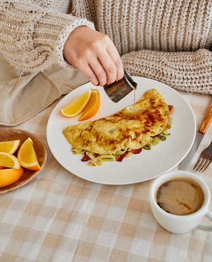 Omelette à l’érable, aux poireaux & au bacon