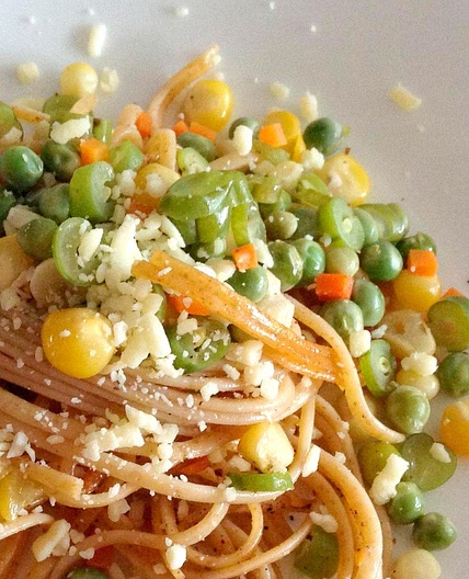 Receita de Macarrão com seleta de legumes