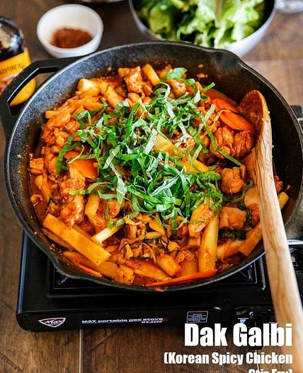Dak Galbi (Korean Spicy Chicken Stir Fry)