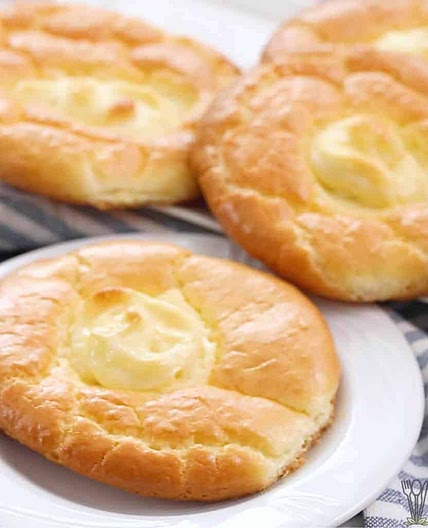 Cloud Bread Cheese Danish