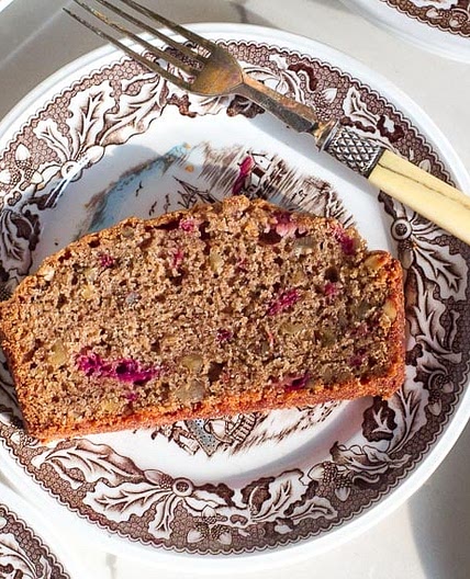 Low FODMAP Strawberry Bread