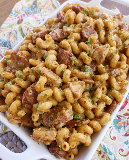 Cajun Pastalaya (Jambalaya Pasta with Sausage & Chicken)