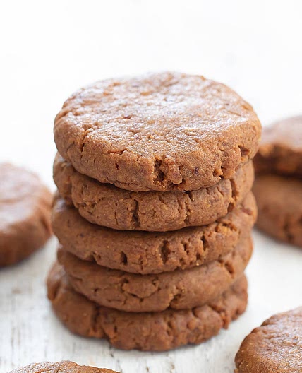 2 Ingredient Almond Cookies