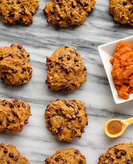 Vegan Pumpkin Chocolate Chip Cookies