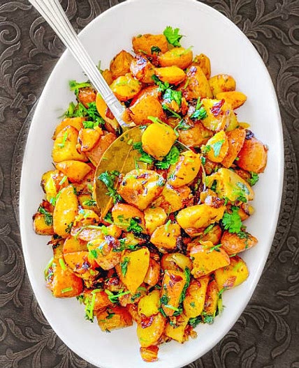 Indian Curried Potatoes (V + GF Recipe)