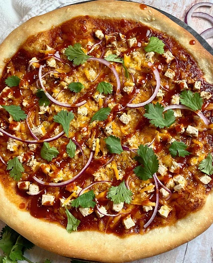 Vegan BBQ Chicken Pizza