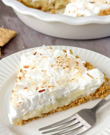 Old Fashioned Coconut Cream Pie with Graham Cracker Crust