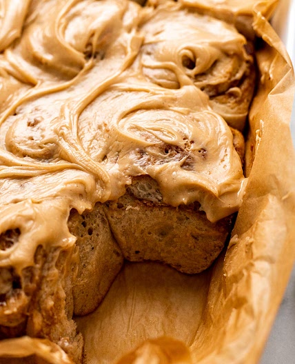 Fluffy Banana Bread Cinnamon Rolls (Gluten Free Option)