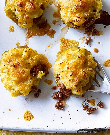 Cottage pie jacket potatoes