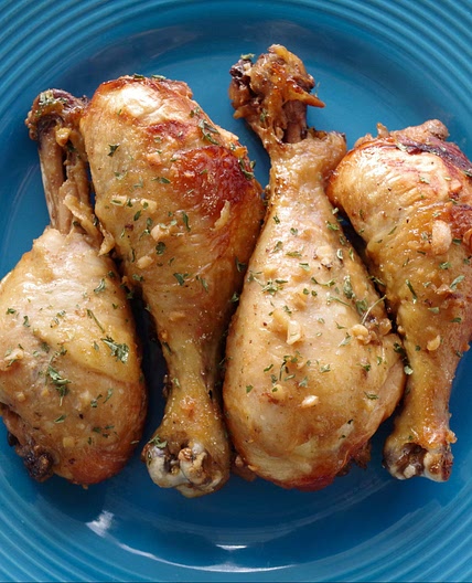 Slow Cooker Honey Garlic Chicken Legs