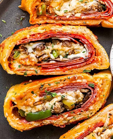 Ultimate Deluxe Stromboli