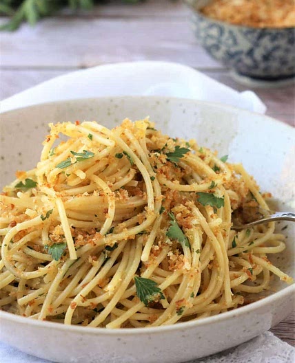 Sicilian Pasta with Anchovies and Breadcrumbs
