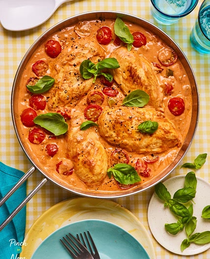 Creamy Tomato Chicken | Slimming & Weight Watchers Friendly