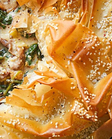 One-pan mushroom and leek pie