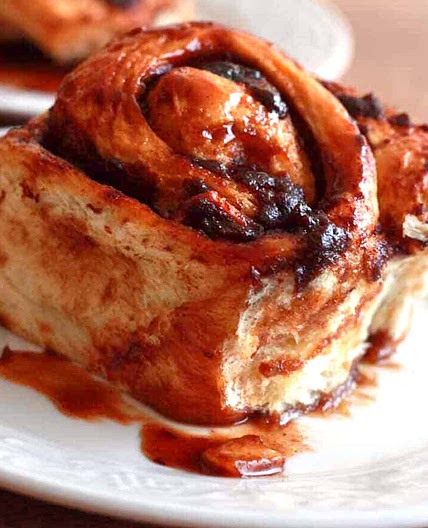 Apple Butter Cinnamon Rolls