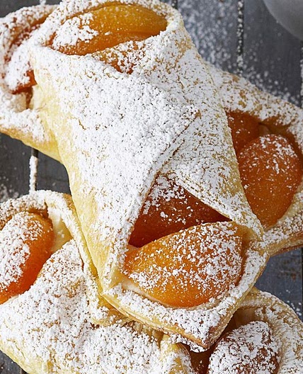 Cheat's apricot danish
