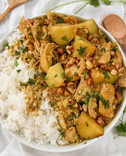 Slow Cooker Chicken Curry and Potatoes
