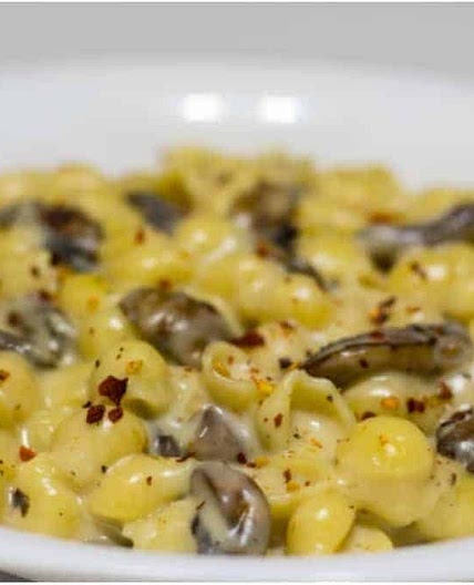 Gouda, Mushroom, & Truffle Salt Mac & Cheese