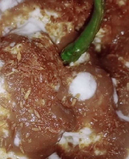 दही भले (Dahi Bhalle Recipe In Hindi)