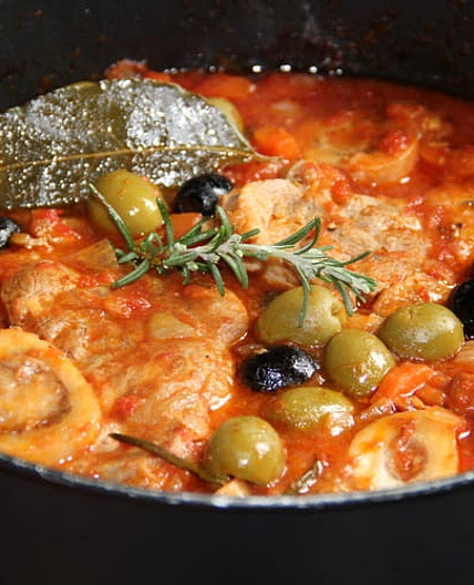 Jarret de veau aux olives vertes et noires