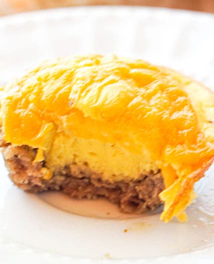 Keto Breakfast Sausage Egg Cups