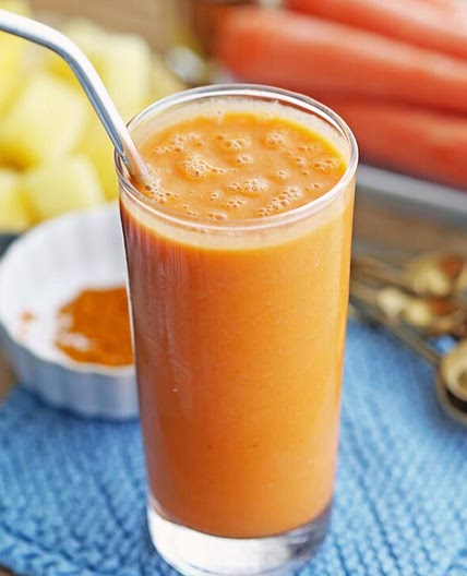 Turmeric Pineapple Carrot Smoothies