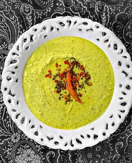 Easy Green Coconut Chutney using Coriander