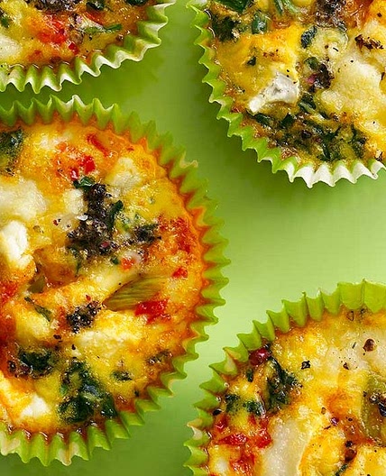Red pepper and spinach egg muffins