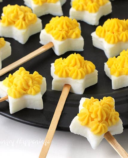 Deviled Egg Star Pops