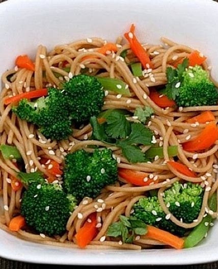 Whole Wheat Noodles with Peanut Sauce and Vegetables