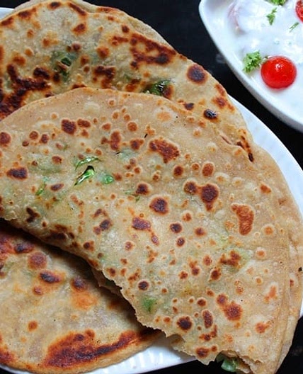 Spring Onion & Cheese Paratha Recipe